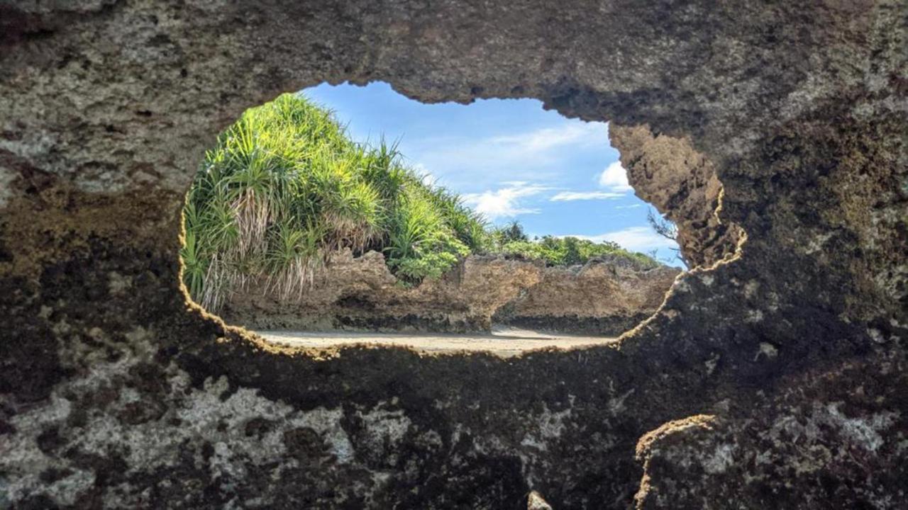 Toyoko Inn Okinawa Ishigaki-Jima Ishigaki  Bagian luar foto